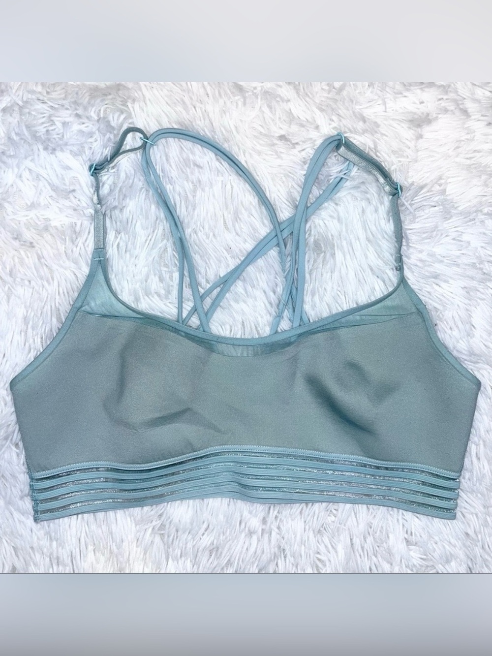 PINK VICTORIA’S SECRET Light Blue Ultimate Unlined Criss Cross Sports Bra Small